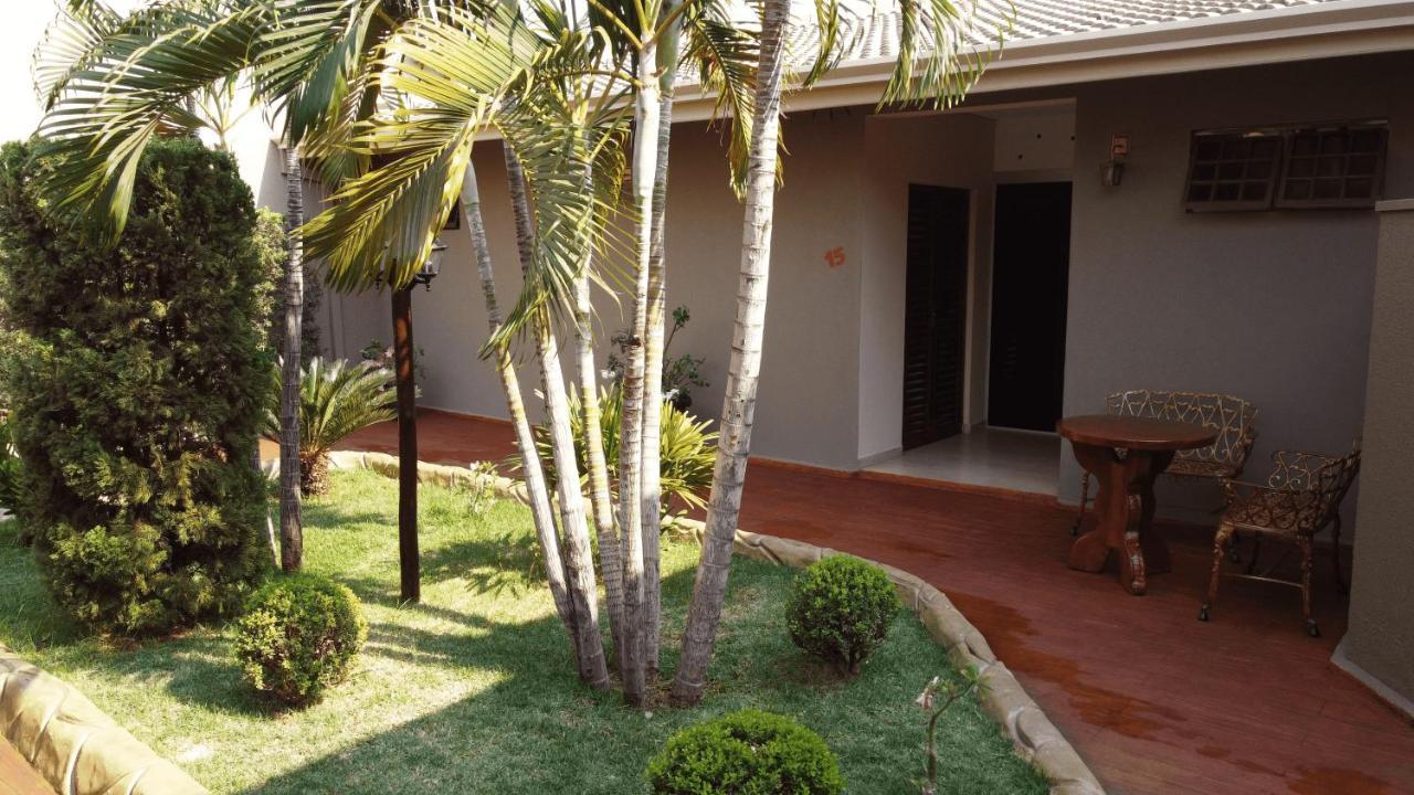 Pousada Kaluana Olímpia Extérieur photo